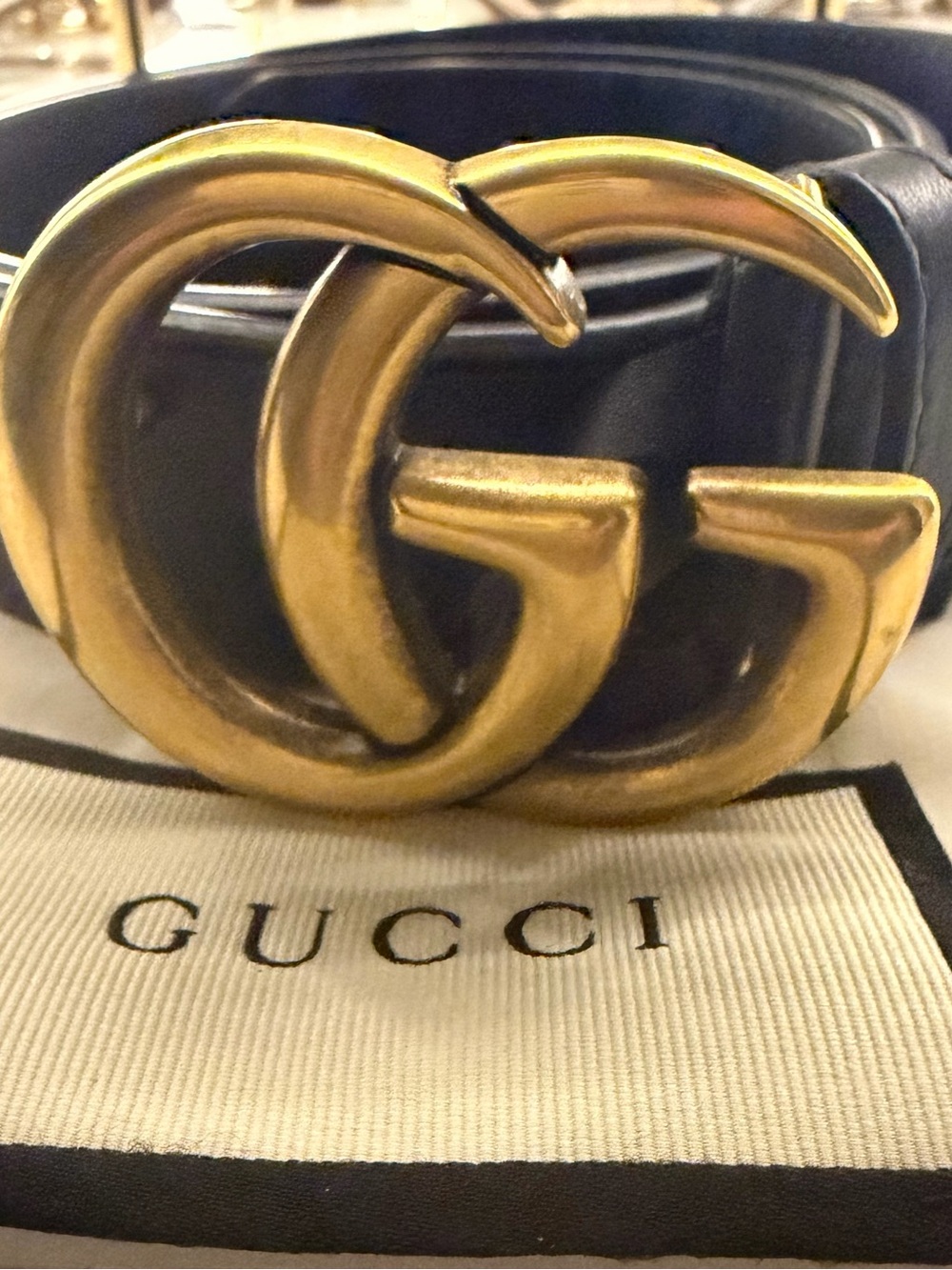 Gucci Black Leather Belt with Gold Double G Buckle - Picture 2 of 7